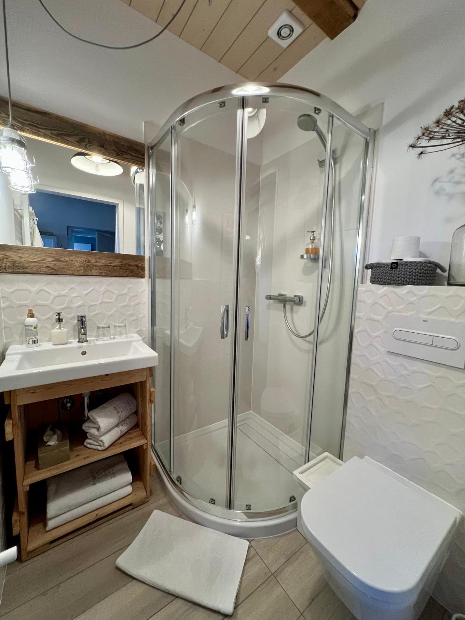 Przechowalnia Marzen- Adults Only Mikołajki Ngoại thất bức ảnh